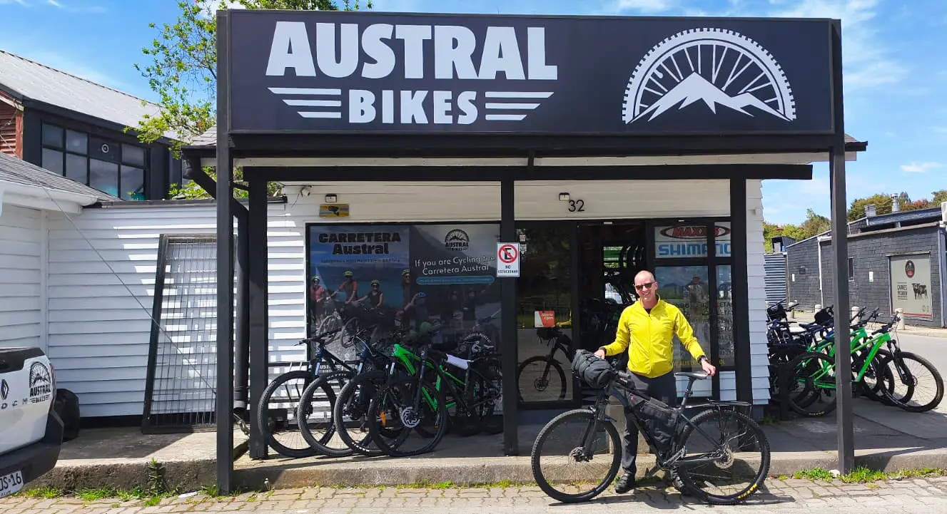 Carretera Austral Bike Rental image 5