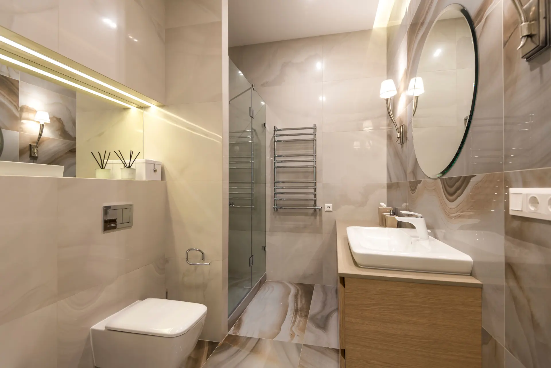 Clean Rooms with Good Transport Links in Hotel in Berlin, Germany