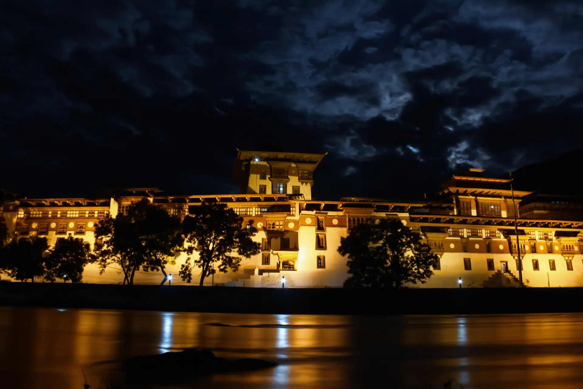 7-Day Punakha Drubchen Festival Tour image 4